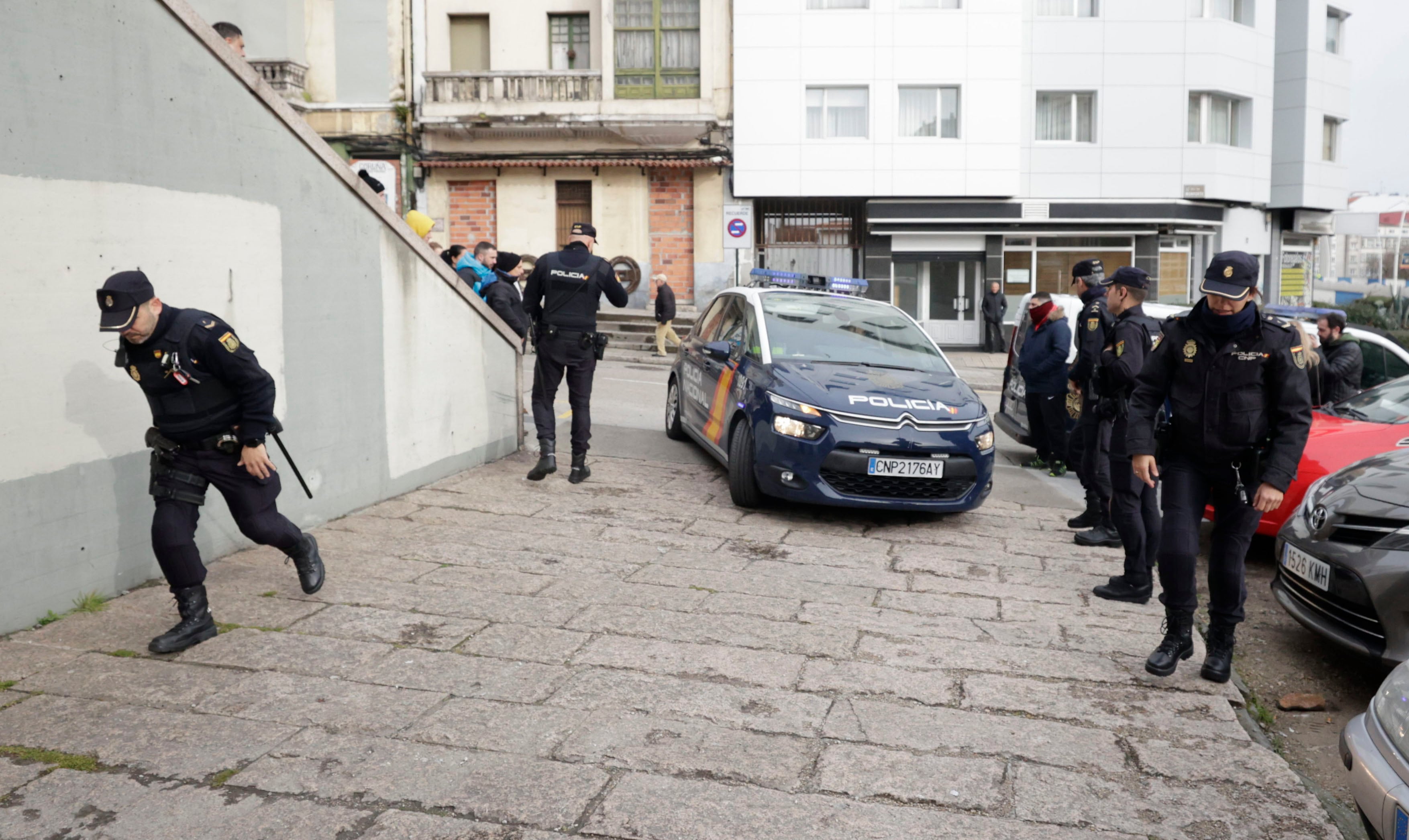 A CORUÑA, 24/02/23.- Los cuatro detenidos del Sindicato de Trabajadores de Limpieza de A Coruña han pasado ha disposición judicial este viernes en el marco de una operación por corrupción entre particulares, estafa y blanqueo de capitales.EFE/Cabalar
