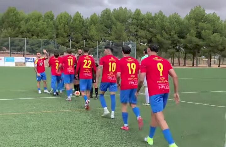 La AD San Clemente se impone en el derbi provincial ante el CD Tarancón (1-0)