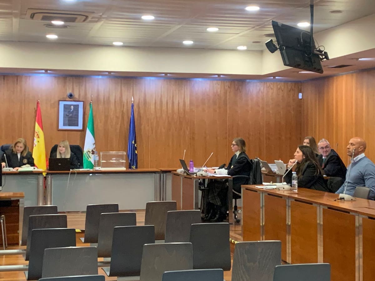 Testigos dicen que acusado de asesinar a su exnovia Paula la maltrataba, sedaba y controlaba