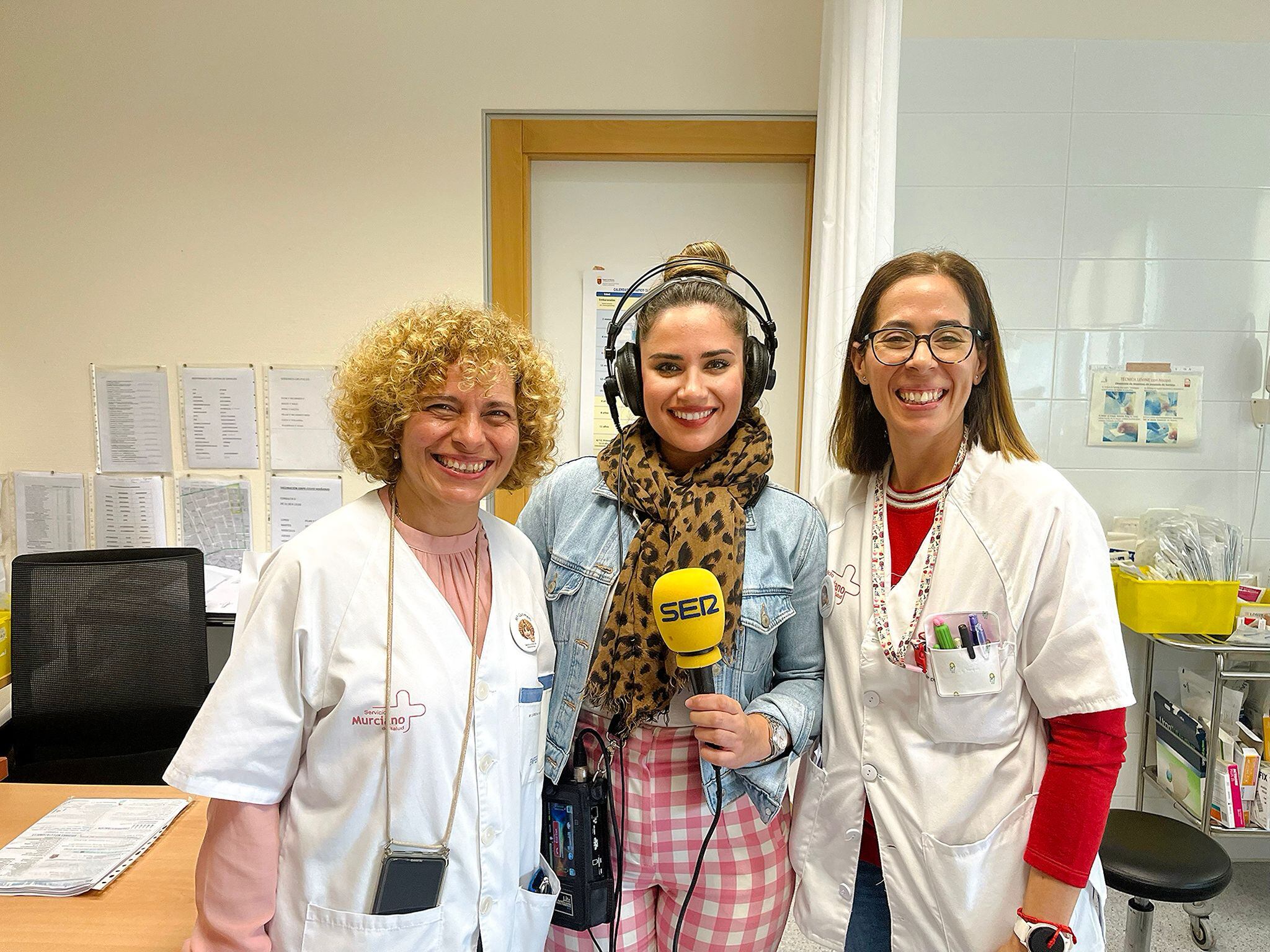 Carmen Font, responsable de Enfermeras del Centro de salud, y María del Mar, enfermera especialista en enfermería comunitaria y familiar.