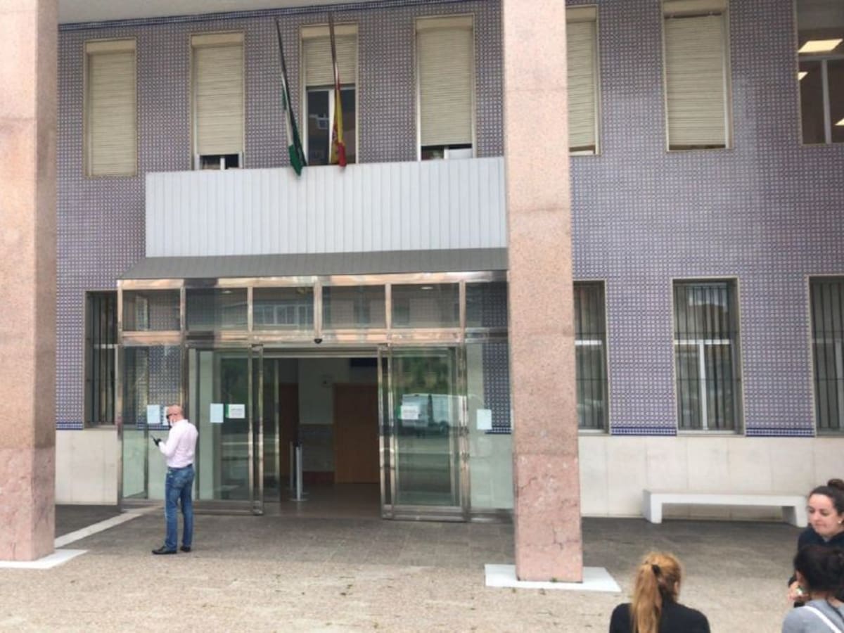 La actividad judicial en Algeciras, lejos de poder reanudarse de momento