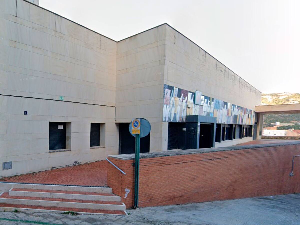 Los ambulatorios de la Zona Alta y de Batoi volverán a cerrar durante varios días este verano