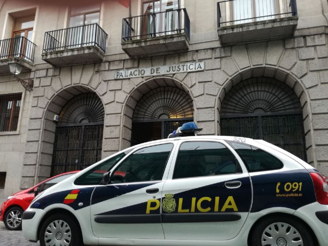 Fachada de la Audiencia Provincial de Segovia