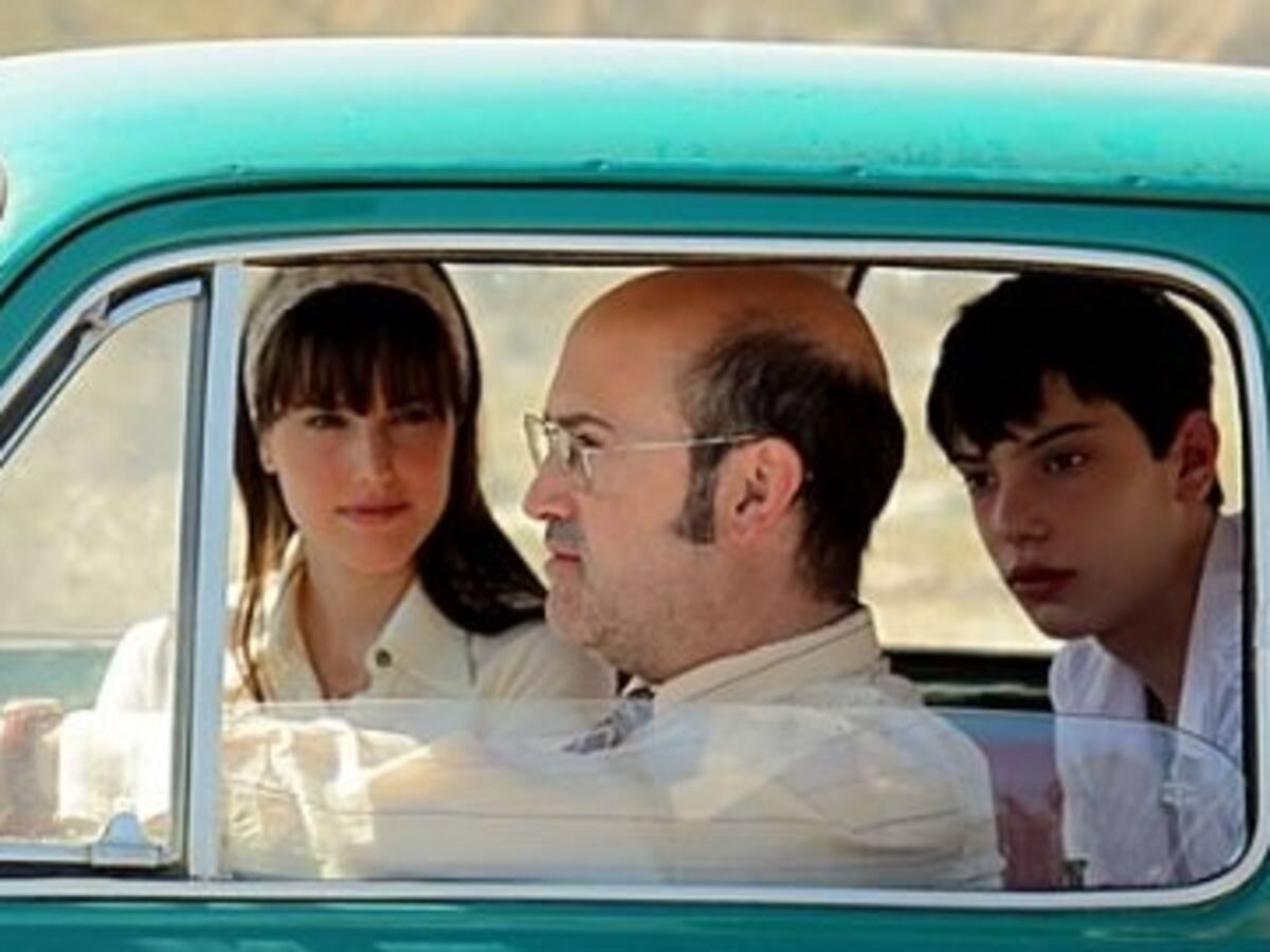 'Vivir es fácil con los ojos cerrados'