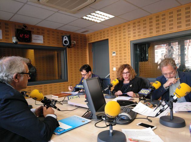 José Antonio Martínez Bermejo, Pedro Herrero, Charo Chávez y Manuel Saravia