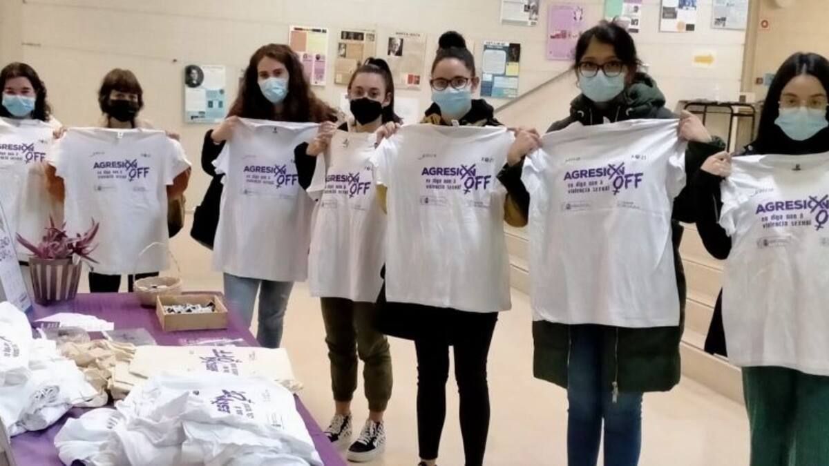 La Xunta de Galicia lleva a la Universidade da Coruña su campaña Agresión Off contra la violencia sexual