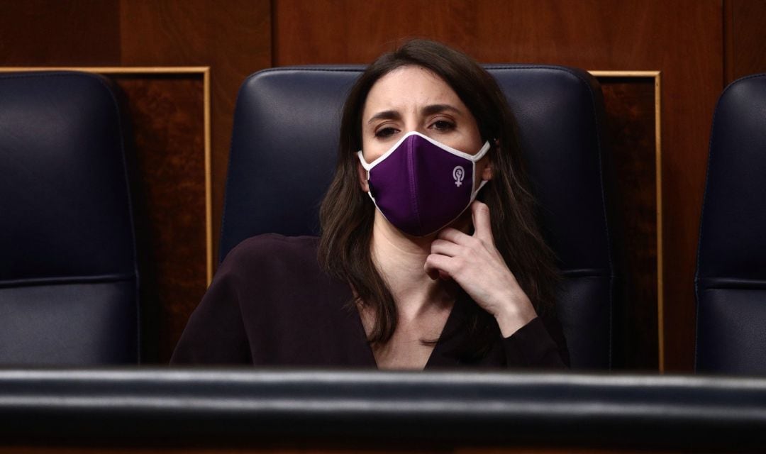 La ministra de Igualdad, Irene Montero, durante una sesión de Control al Gobierno en el Congreso de los Diputados.