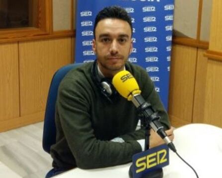 Pablo Poó en los estudios de Radio Sevilla