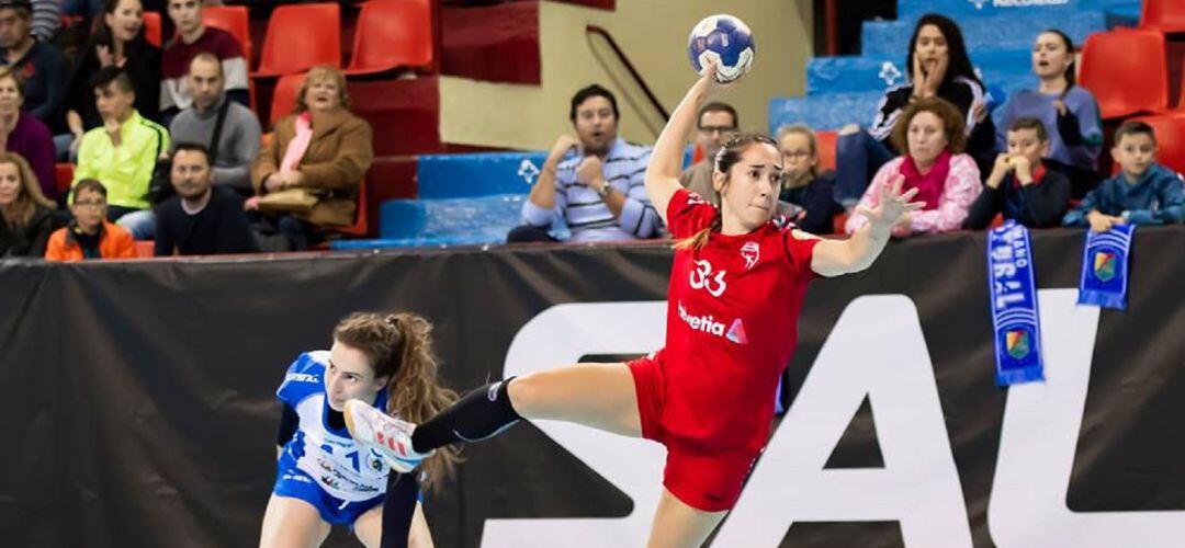 Primer punto fuera de casa para el Helvetia Balonmano Alcobendas