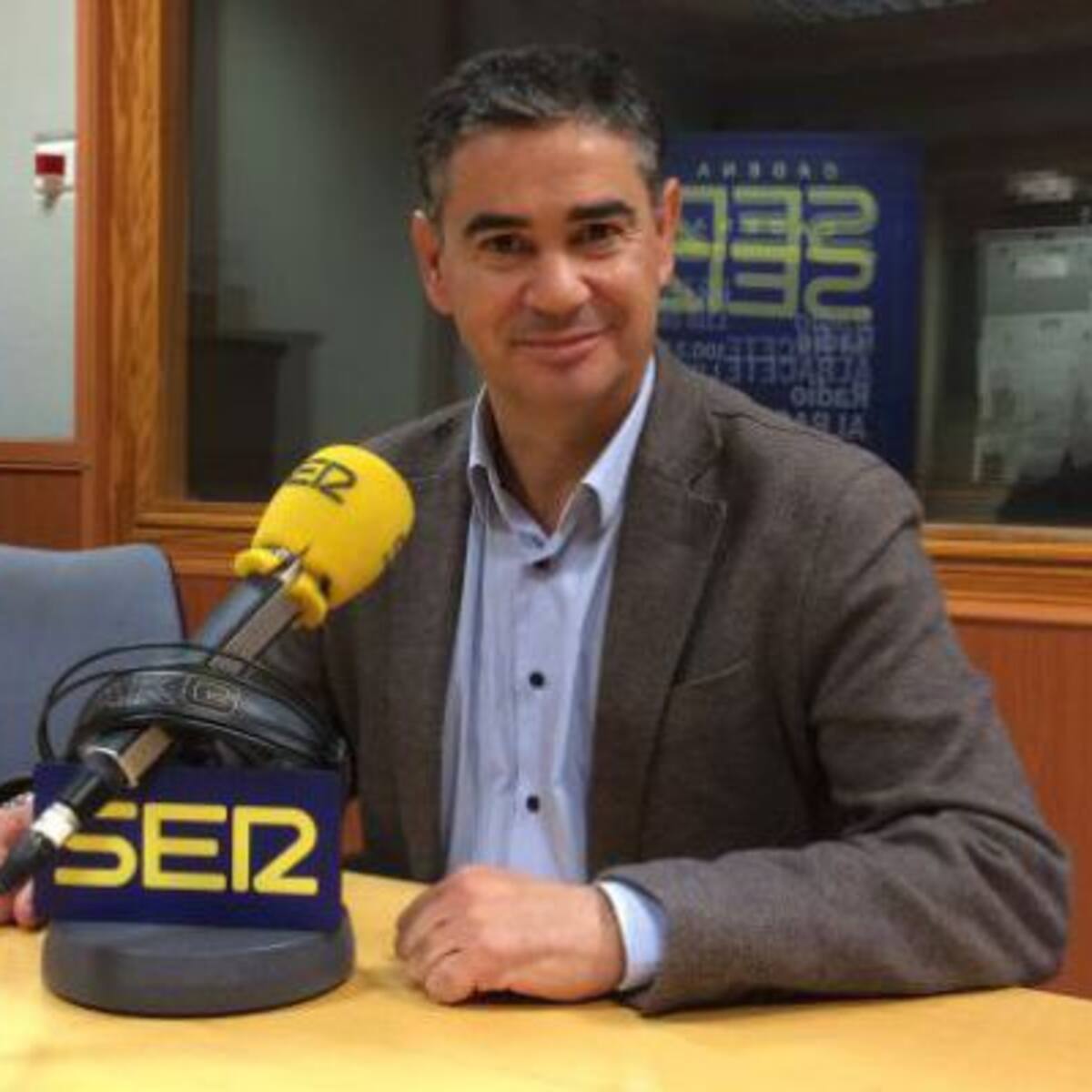 González Ramos, delegado del Gobierno: "Una de mis prioridades es la A-32"