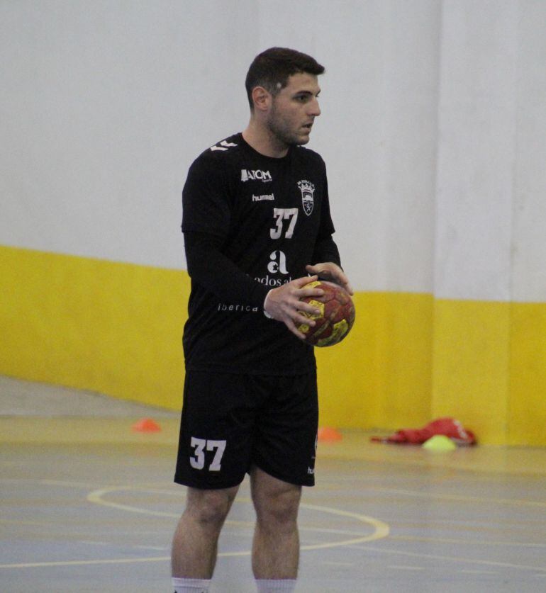 El Bm. Elda - C.E.E. no debe tener problemas para vencer en Vila Real