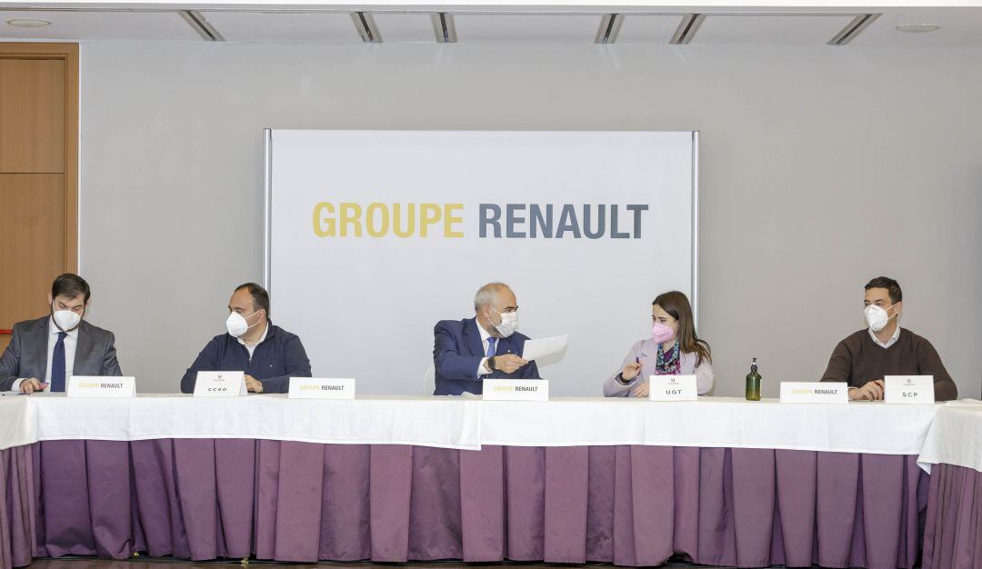 Firma del acuerdo del convenio colectivo en Renault 