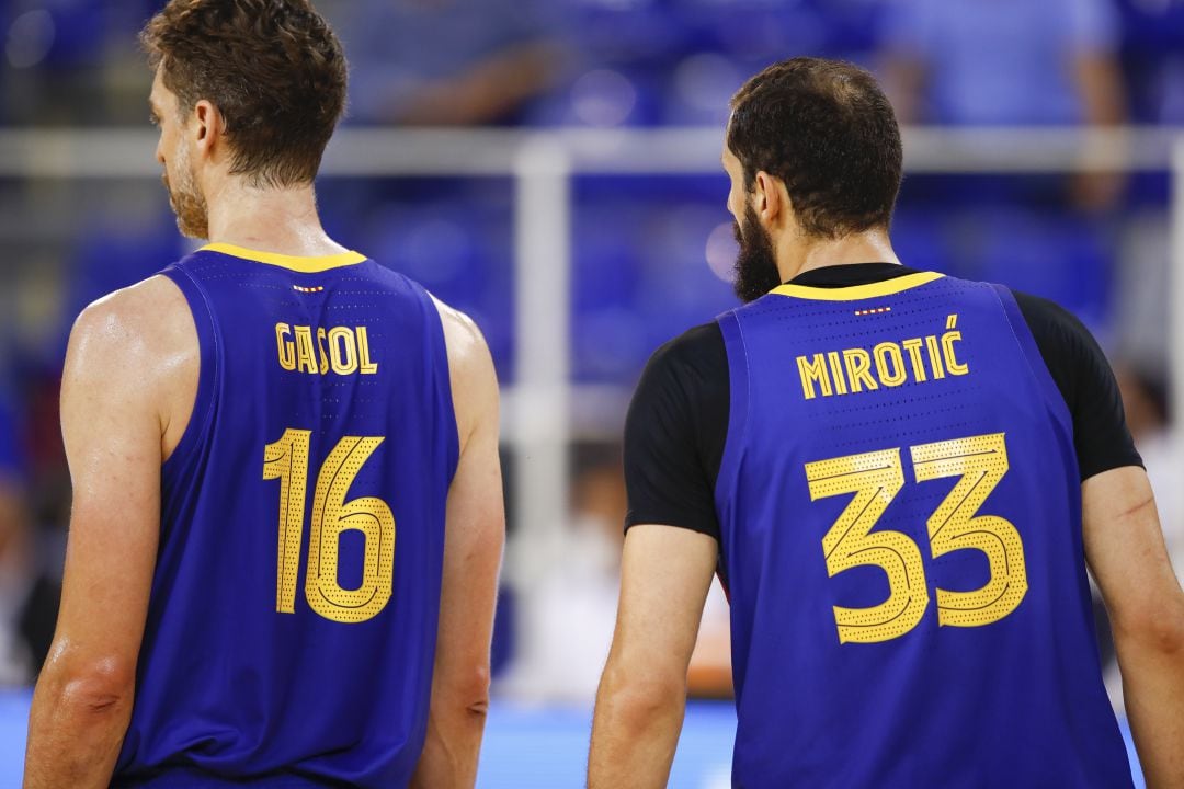 Pau Gasol y Nikola Mirotic. 