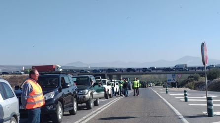 La tractorada colapsa la autovía Córdoba-Málaga