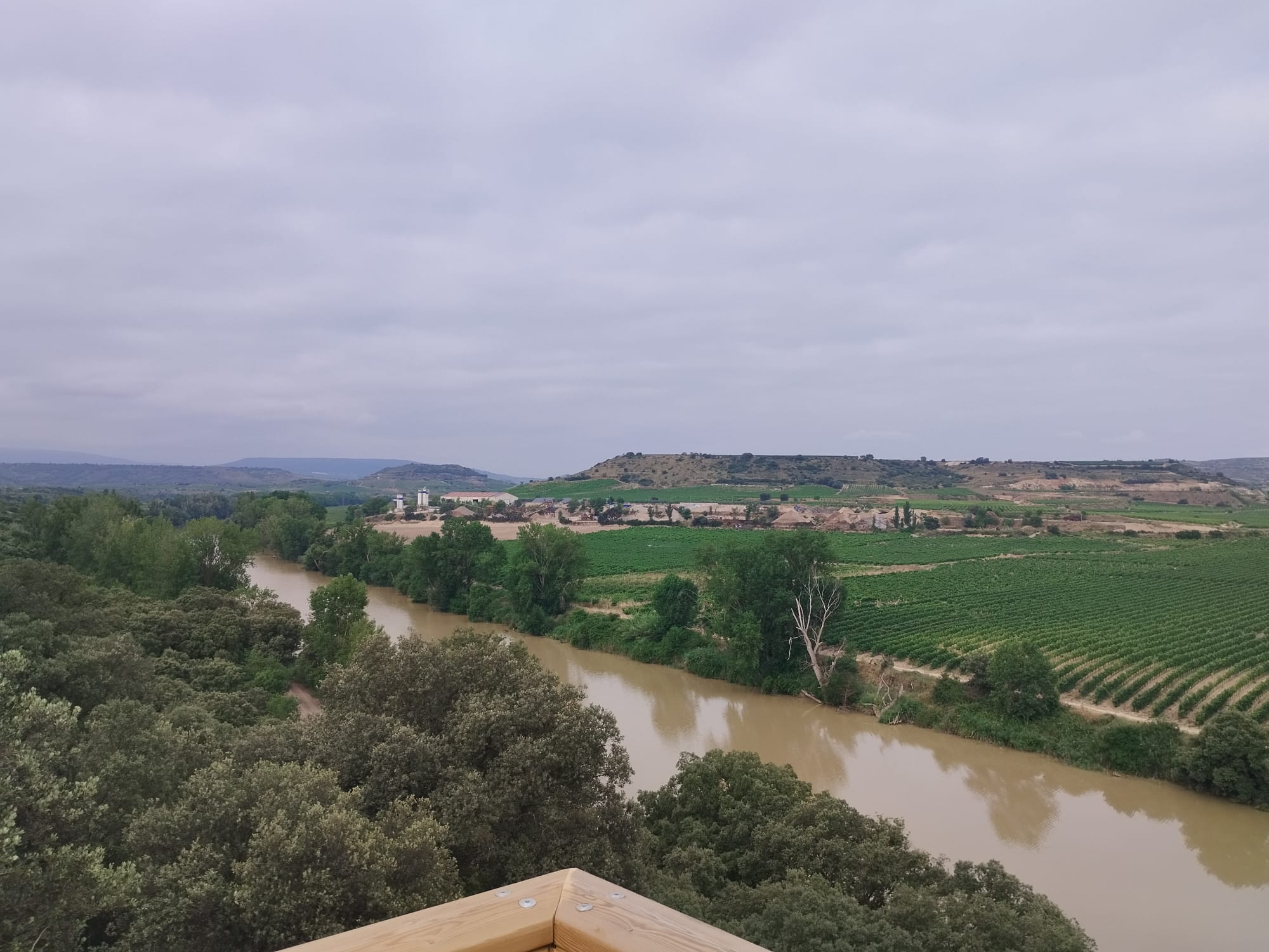Mirador en el barrio del Cortijo en Logroño (La Rioja).