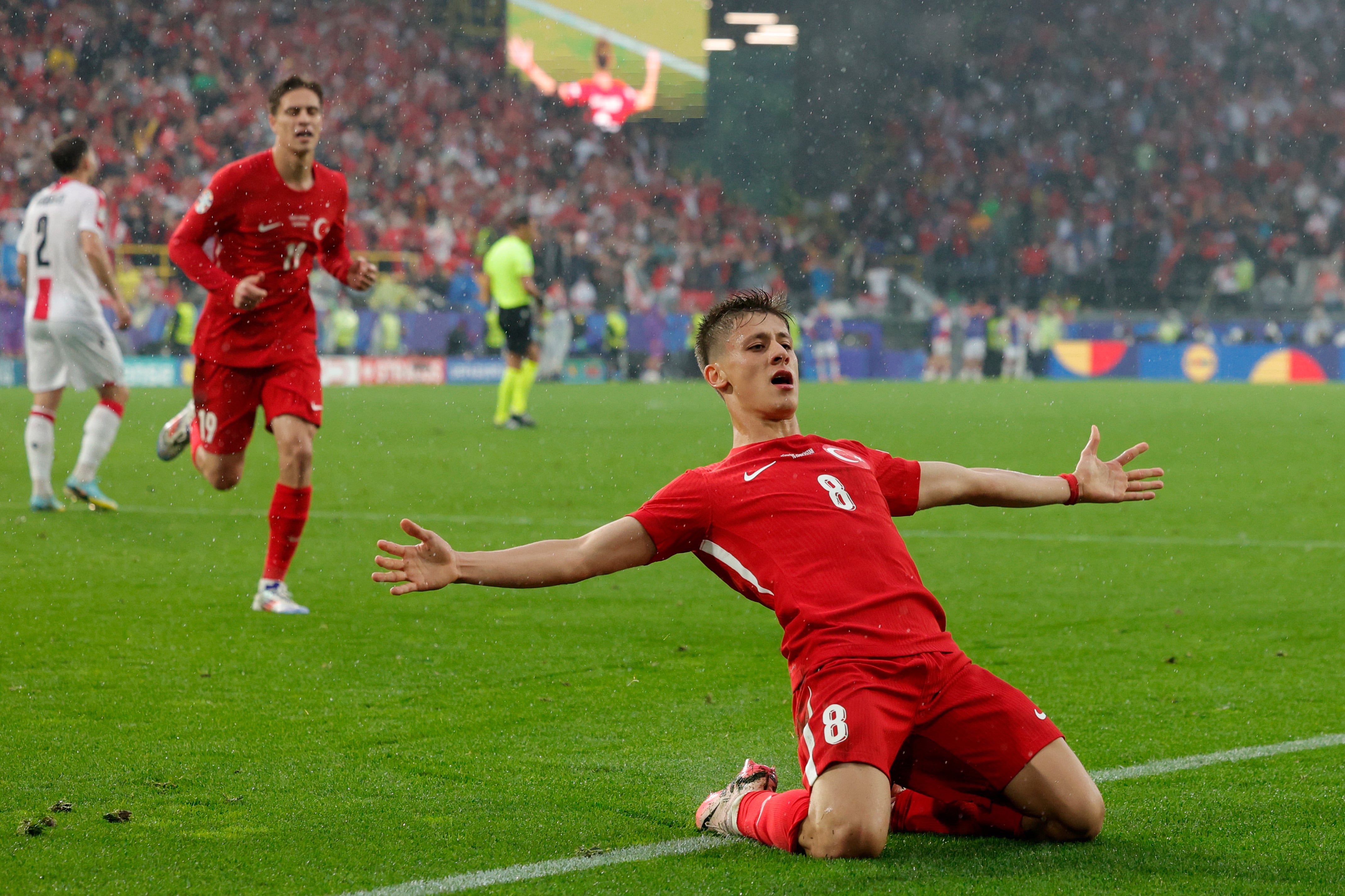 Arda Güler celebra su primer gol en una Eurocopa