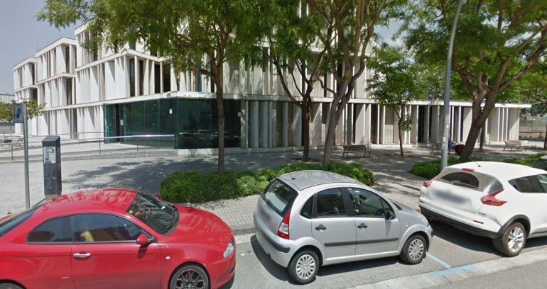 Els jutjats de Sant Boi de Llobregat, on han declarat els detinguts per aquesta agressió sexual múltiple