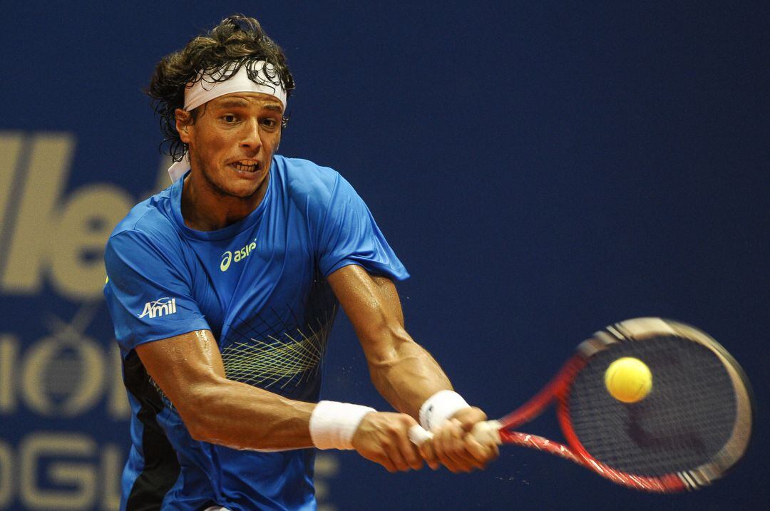 Joao Souza durante su partido ante Rafael Nadal en el torneo de Sao Paulo 2013.