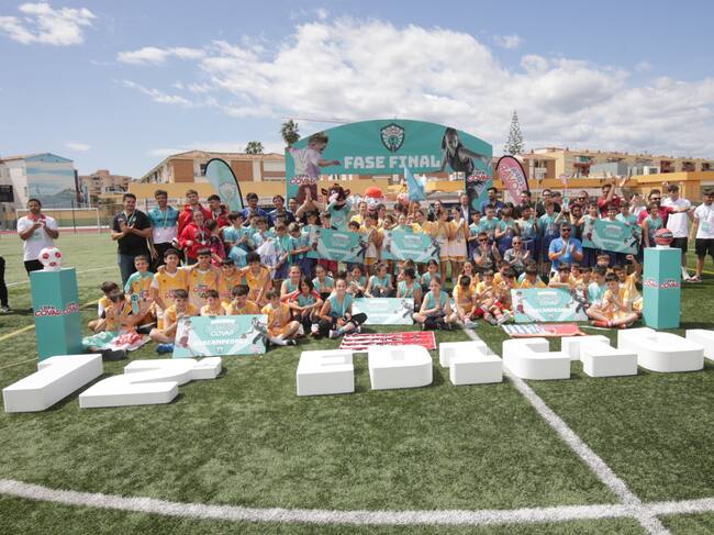 Los equipos ganadores de la duodécima edición de la Copa Covap