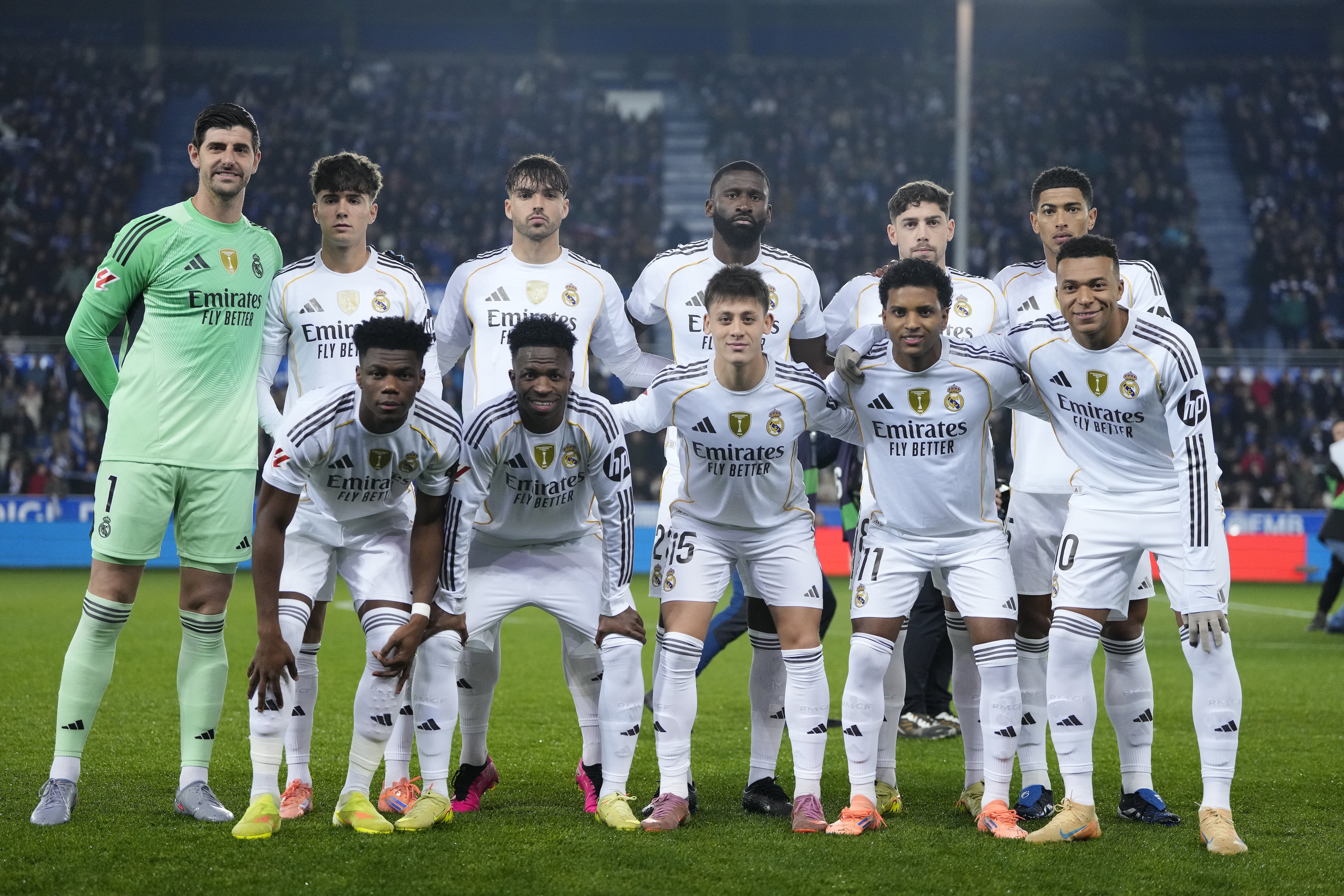 VITORIA-GASTEIZ, SPAIN - DECEMBER 14: Real Madrid line up during the LaLiga EA Sports match between Deportivo Alaves and Real Madrid CF at Estadio de Mendizorroza on December 14, 2025 in Vitoria-Gasteiz, Spain. (Photo by Jose Hernandez/Anadolu via Getty Images)