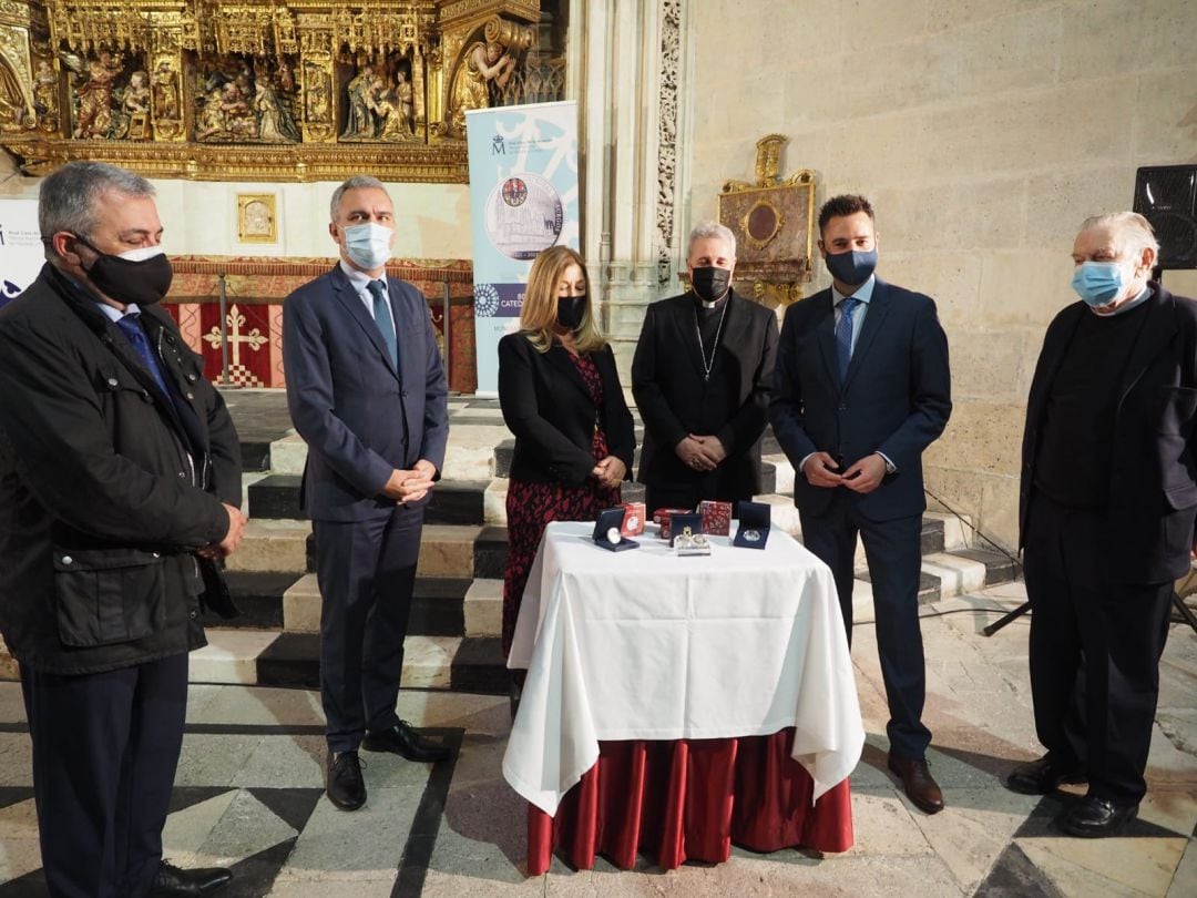 Presentación de la moneda conmemorativa del 800 aniversario de la Catedral de Burgos