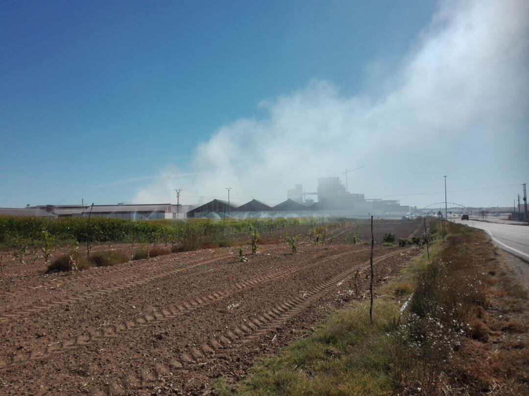 Humo en los alrededores de la cooperativa Cobadu