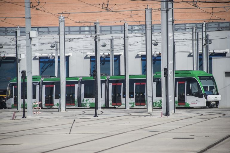 Metro de Granada en pruebas.