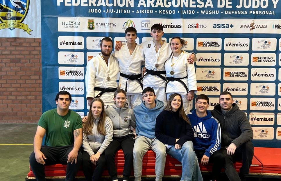 Deportistas del Club Judo Huesca