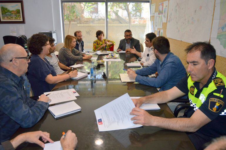Reunión con representantes de los Ayuntamientos de Elda y Petrer con técnicos del Consell 