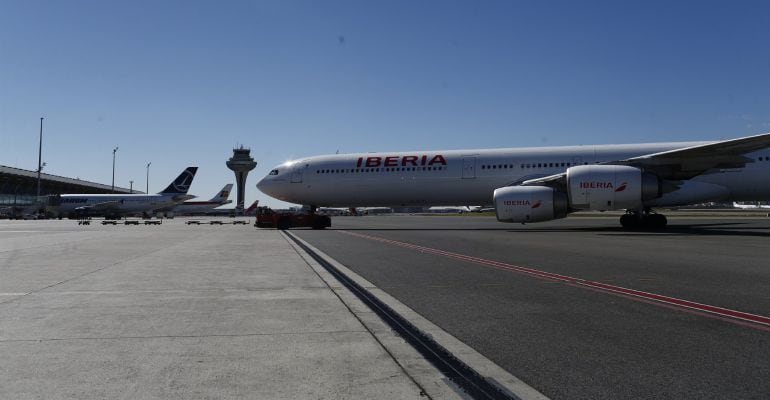 Torre de control, torres de control del aeropuerto de Barajas