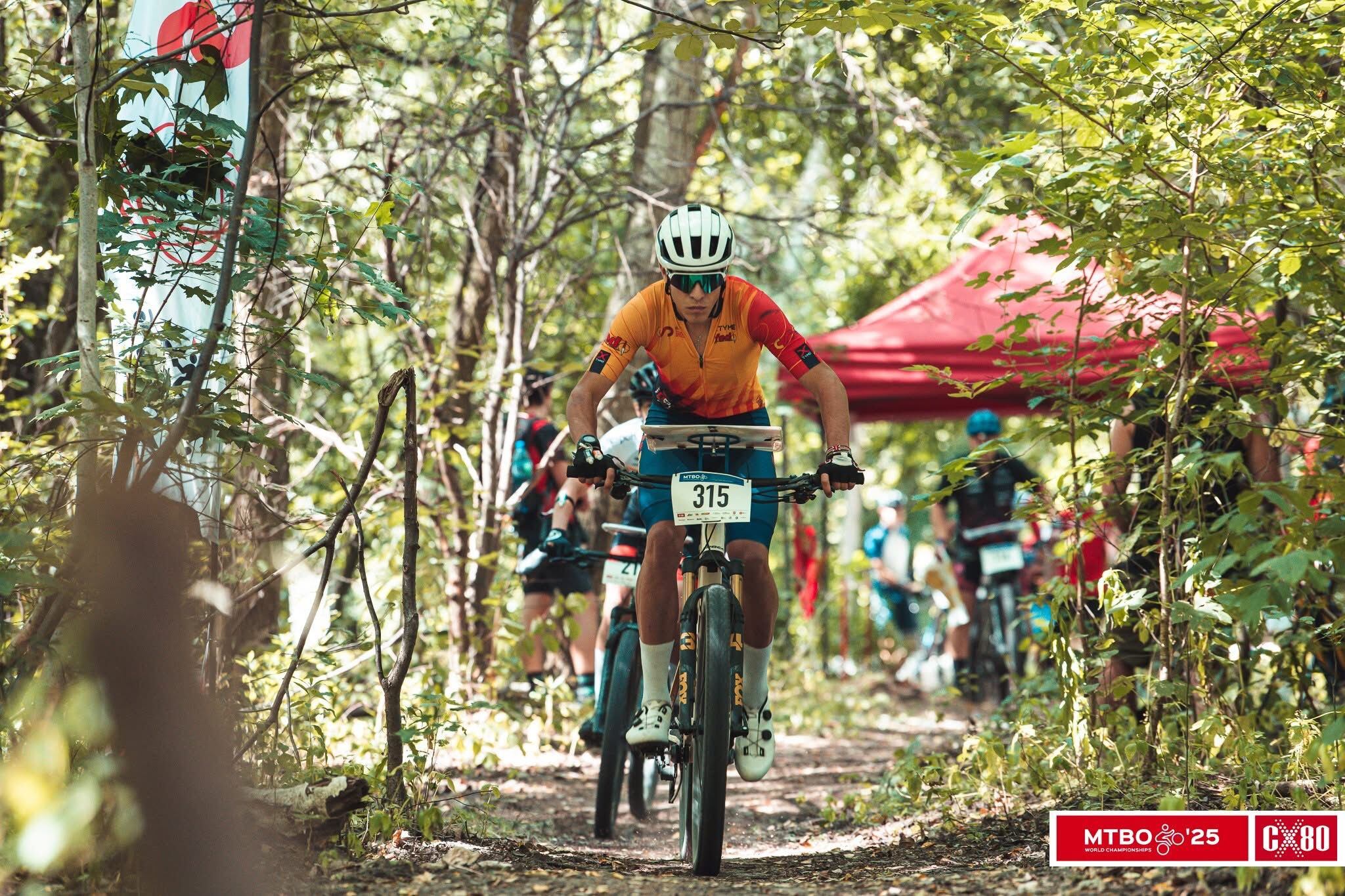 Joan Montes, corredor alcoyano de Orientación