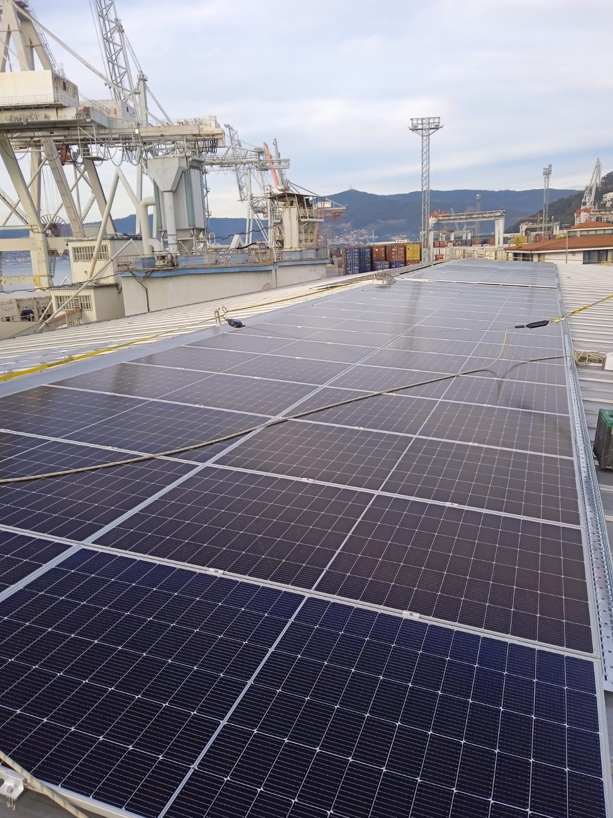 Placas solares en el Puerto de Vigo
