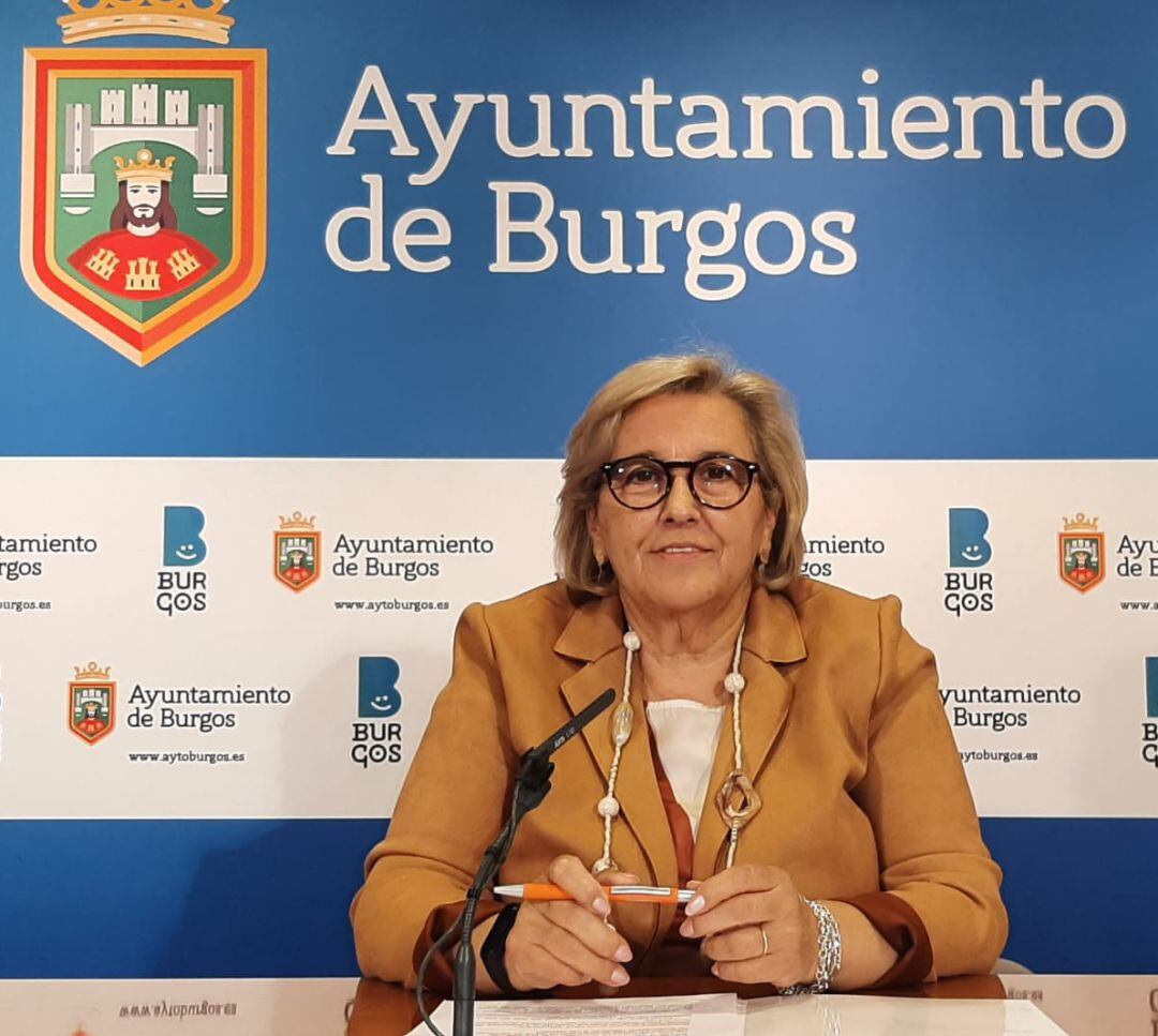 La concejala de Comercio, Rosa Niño, anuncia ayudas directas a autónomos y pequeñas empresas en el II Plan COVID del Ayuntamiento de Burgos