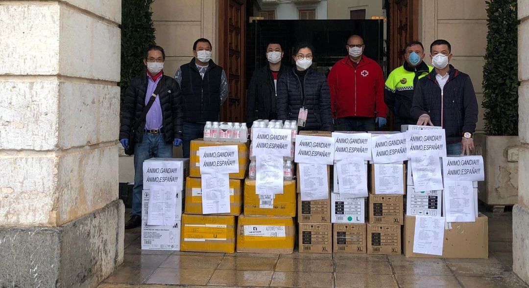 Donación de la comunidad china en Gandia 