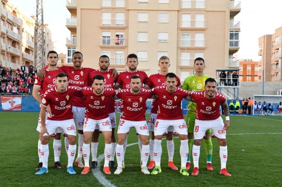 Once incial del Real Murcia ante el Águilas