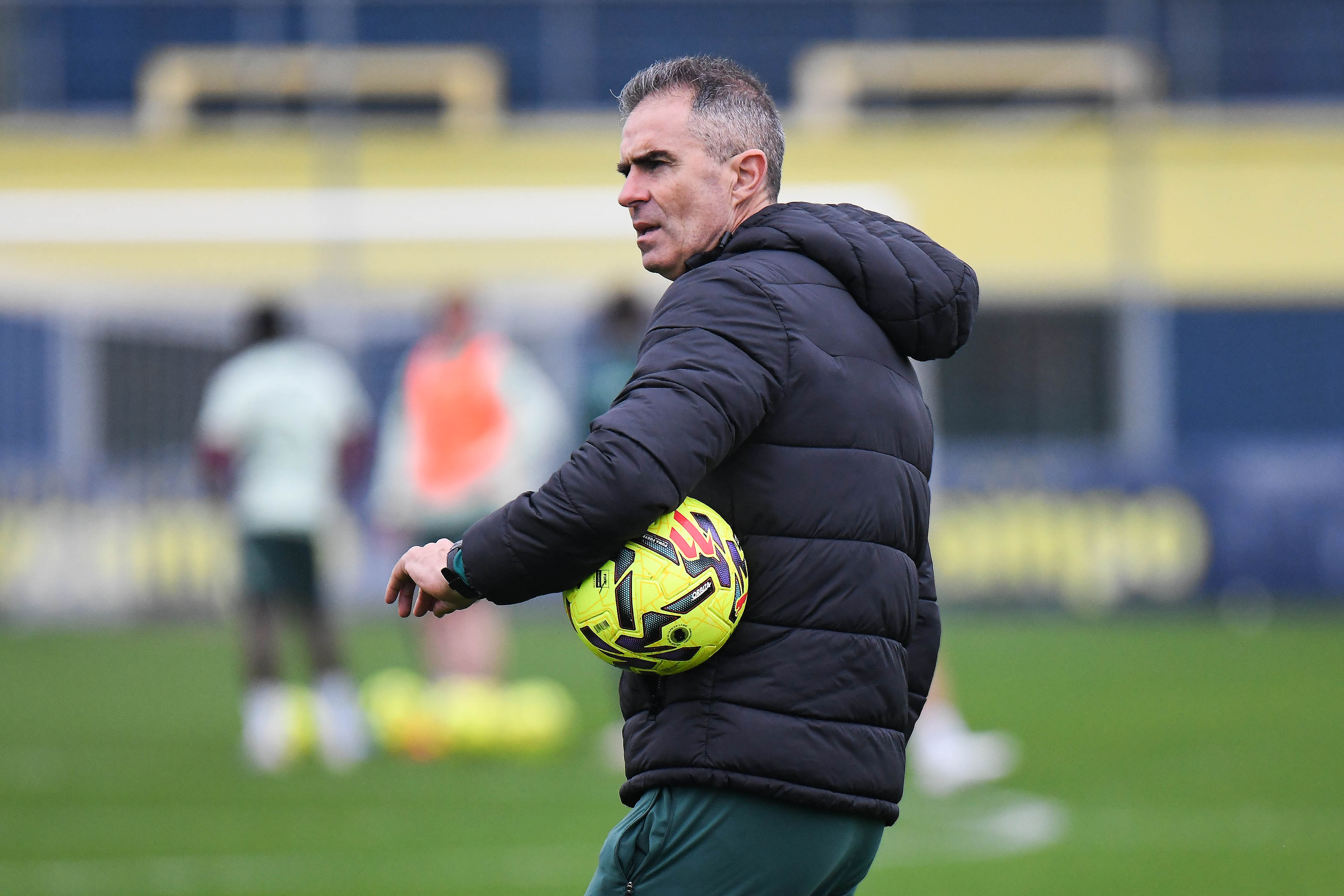 Gaizka Garitano en un entrenamiento en la Ciudad Deportiva Bahía de Cádiz.
