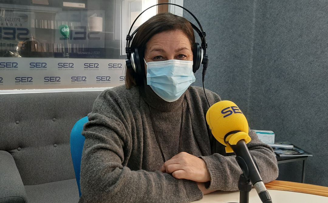 Ástrid Pérez, alcaldesa de Arrecife, en los estudios de SER Lanzarote.