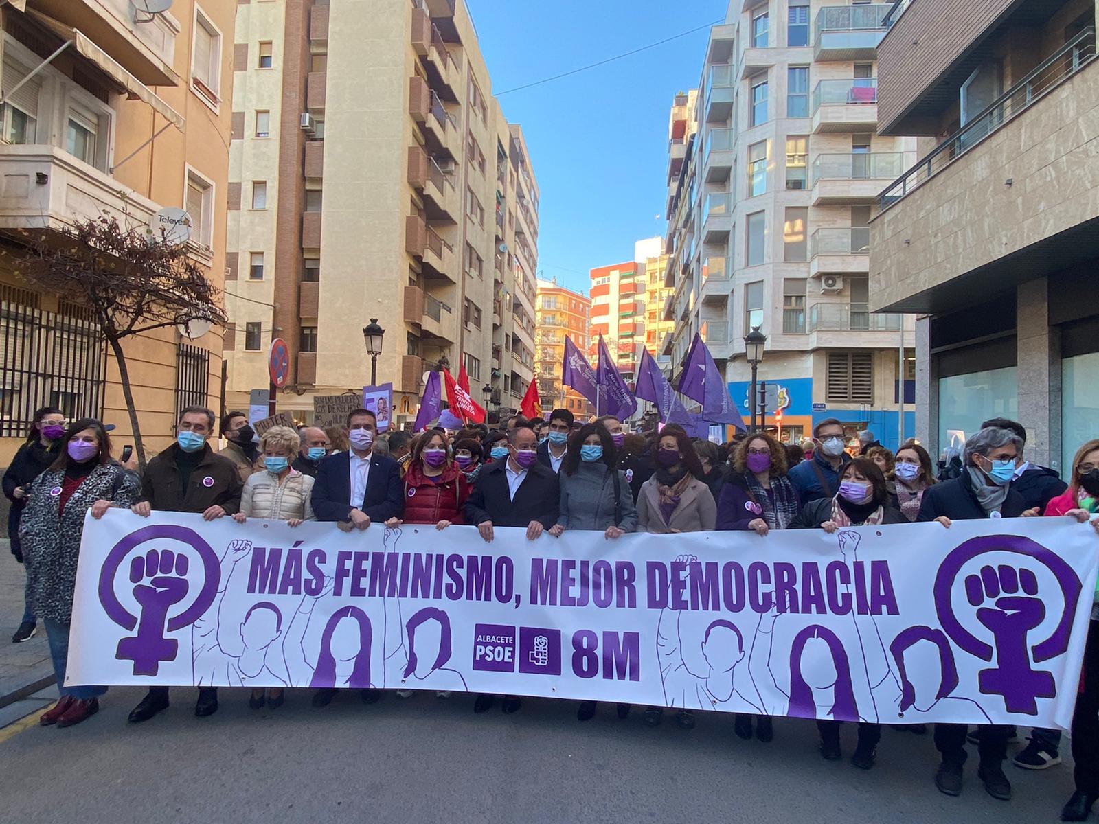 Algunas de las autoridades que participaron en la marcha