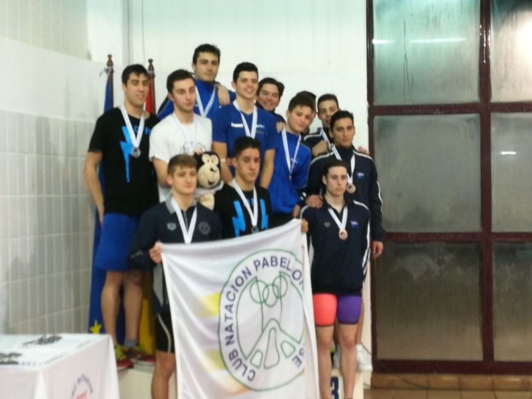 última jornada del campoenato gallego de natación, el Club Natación Pabellón Ourense, mantuvo el tipo, sextas en en junior y cuartas en infantil, mientras los chicos fueron segundos y terceros repectivamente