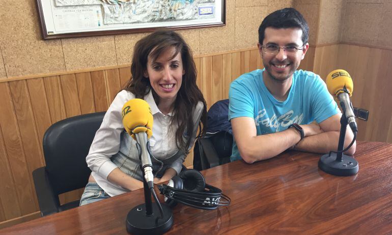 Beatriz Hernández y Ramón Ferri en el estudio de SER Cuenca.