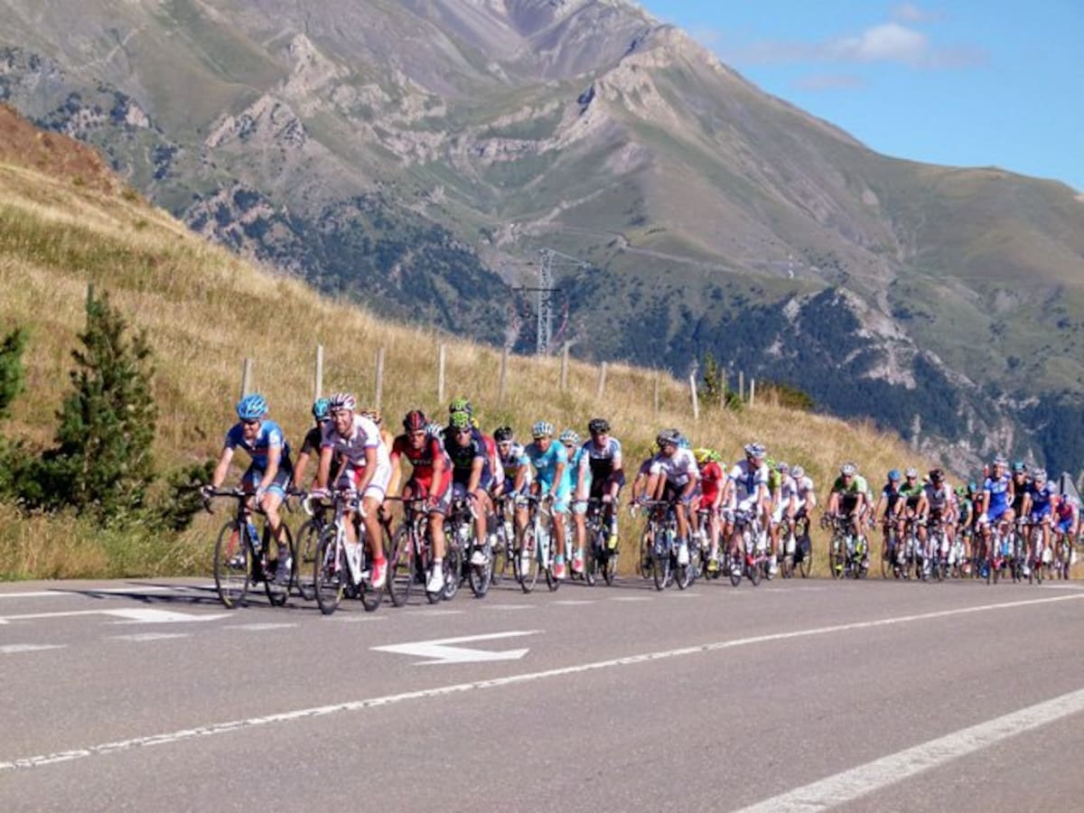 Sabiñánigo prepara un Nacional de ciclismo explosivo: subir a Formigal y el circuito de Latas-Lárrede decidirán el maillot rojo