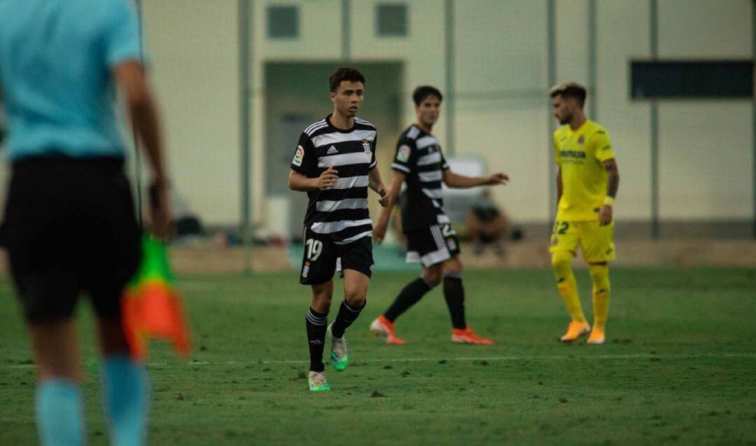 Pedro Neves en un partido del Cartagena en pretemporada