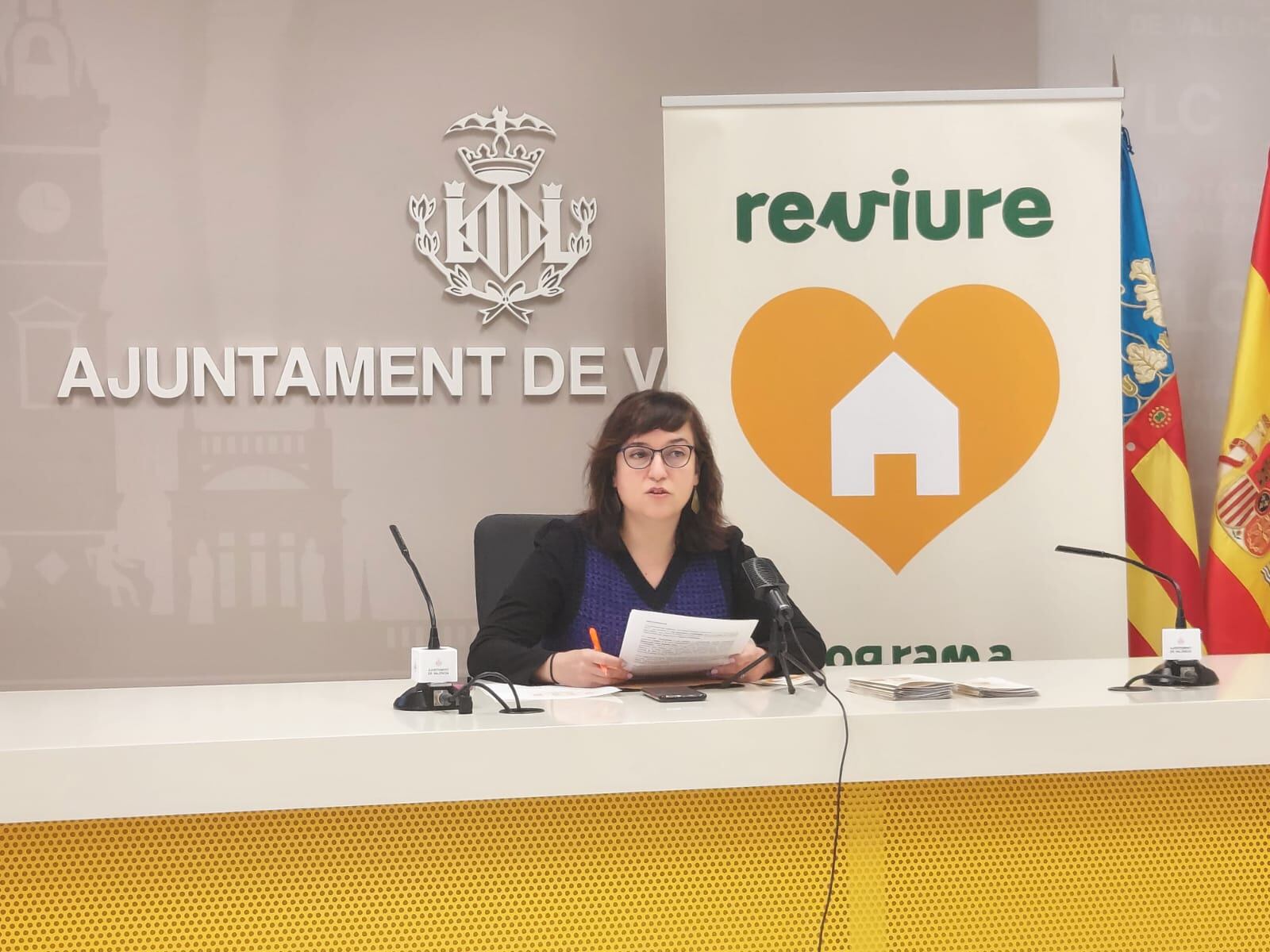 Isabel Lozano presenta la última edición del programa &#039;Reviure&#039;. Fuente: gabinete Ayuntamiento de València