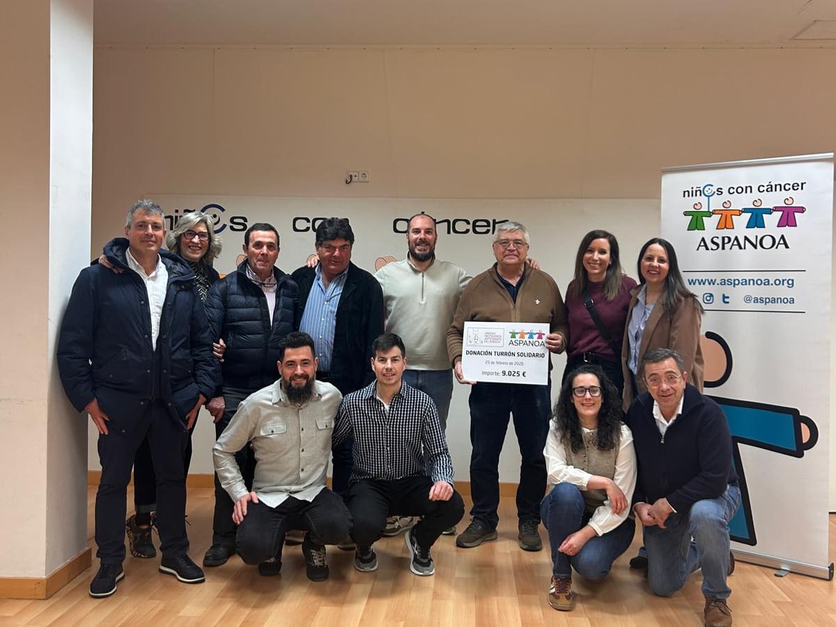 El turrón solidario de los pasteleros de Huesca logra 9.000 euros para la investigación del cáncer infantil