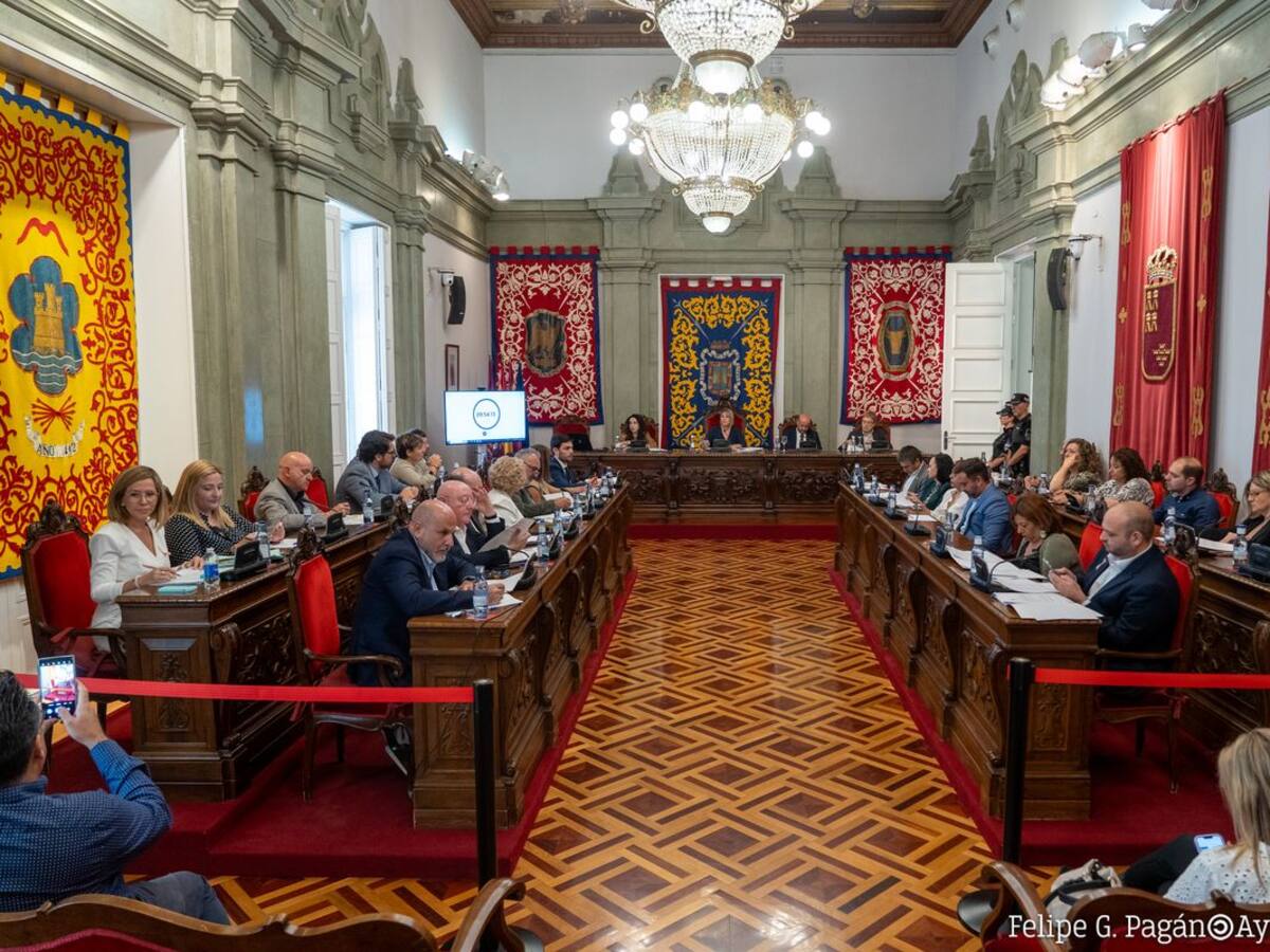 La alcaldesa de Cartagena agradece el ofrecimiento de Vox de gobernar conjuntamente para dar estabilidad a la ciudad