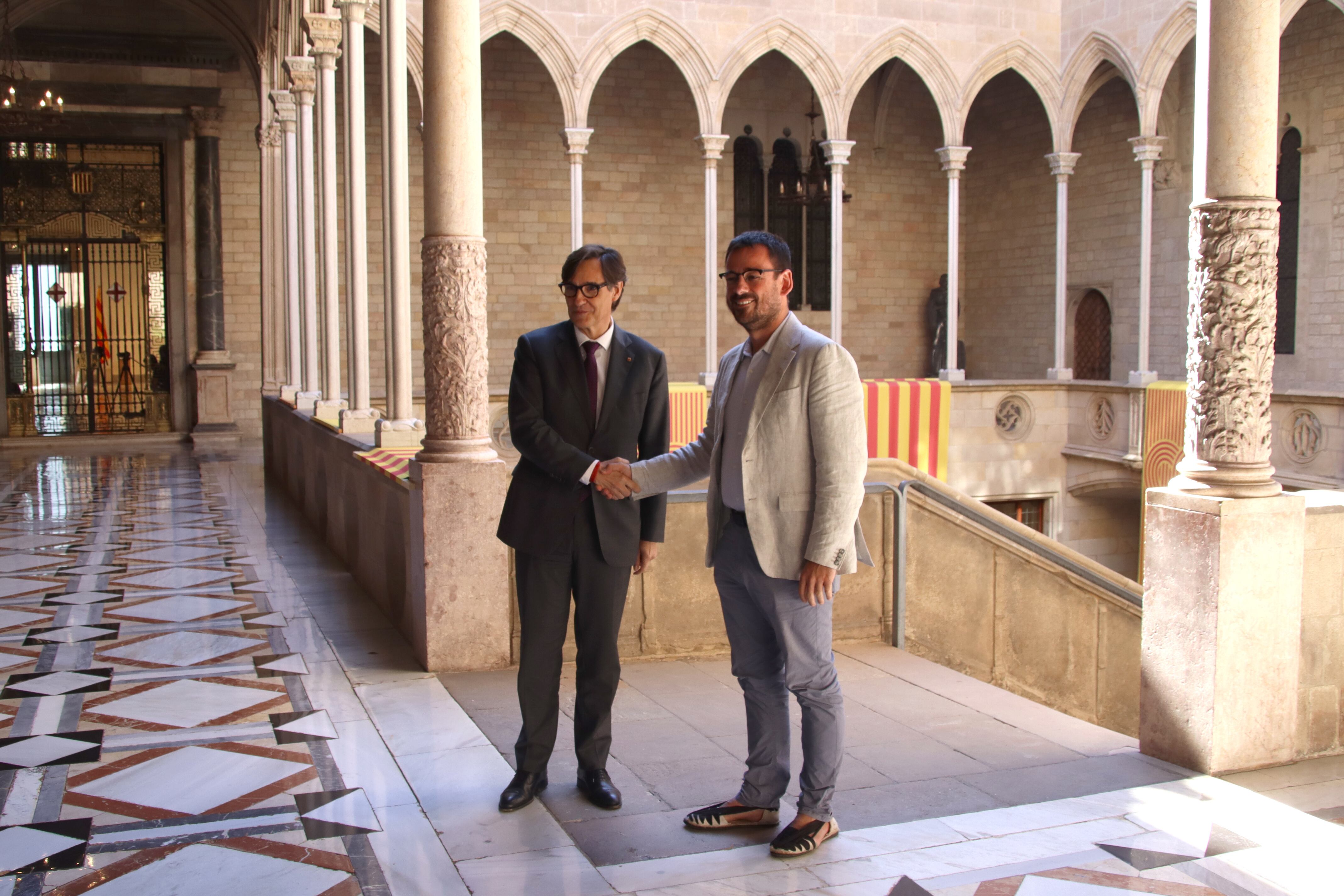 Lluc Salellas i Salvador Illa al Palau de la Generalitat