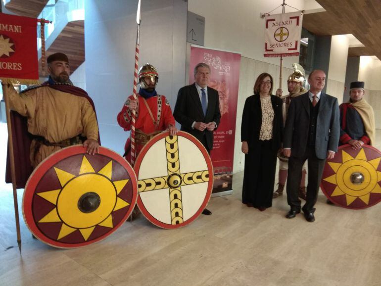 Momento de la presentación del 50 Aniversario del descubrimiento de la Villa Romana de la Olmeda en el Museo Arqueológico de Madrid.