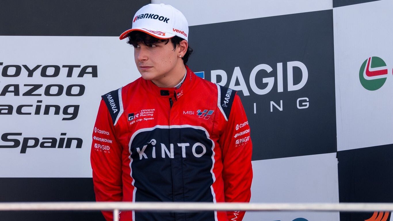 Sandro Pérez subió al podio en Cheste