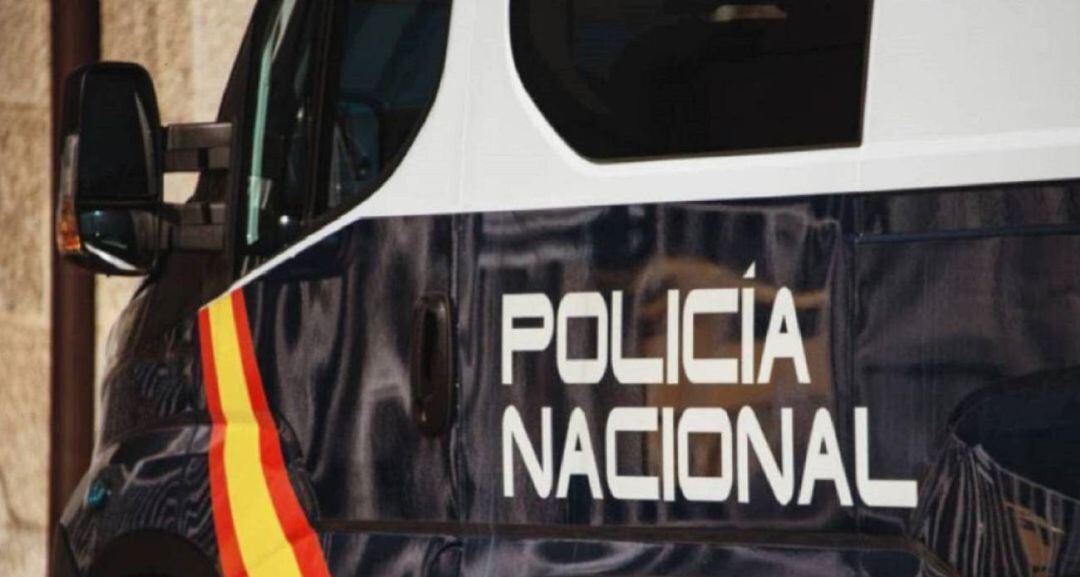 Furgón de la Policía Nacional