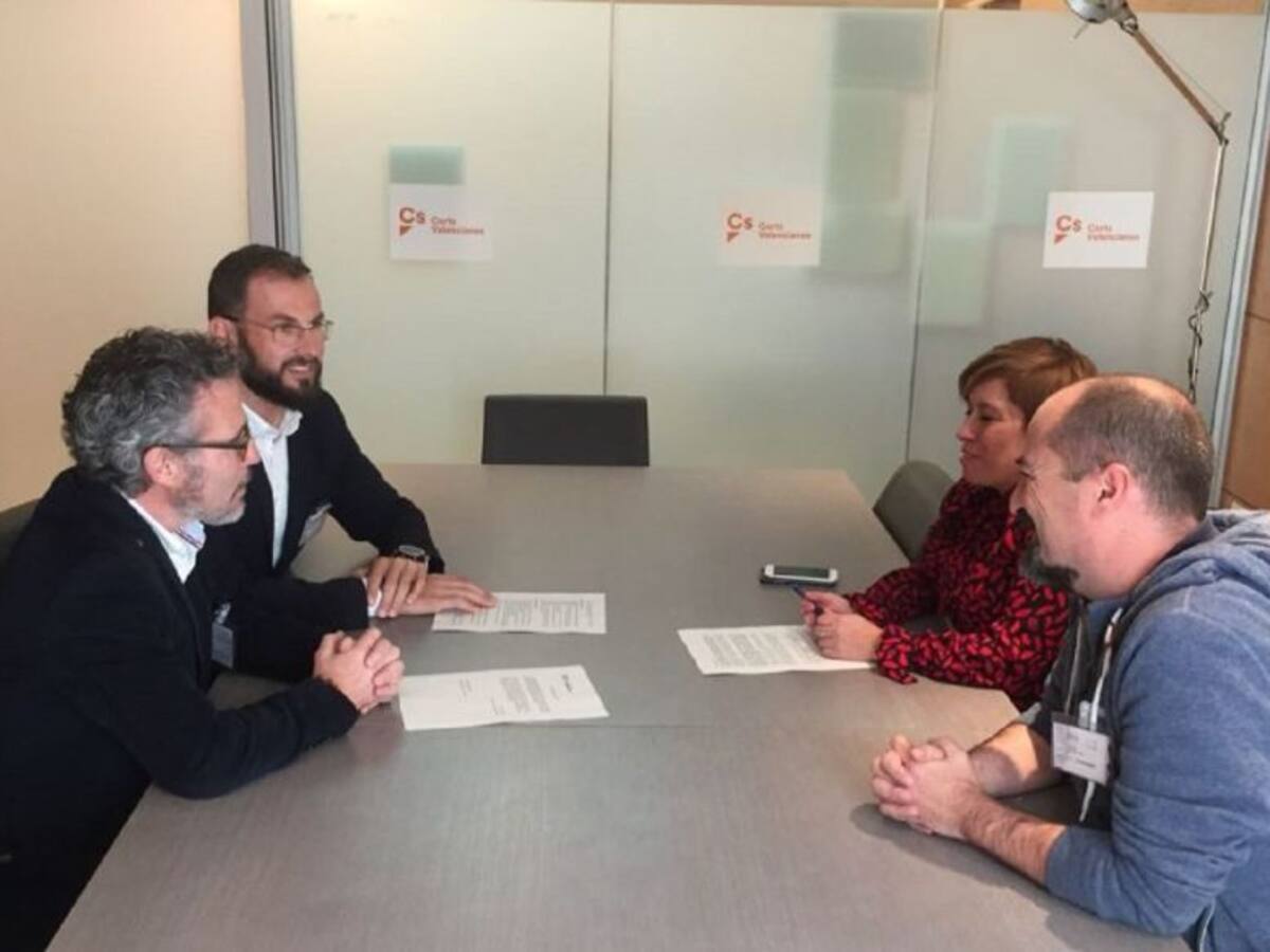 Cs reprocha a PSOE y Compromís que no solucionen los problemas del IES de Torrellano